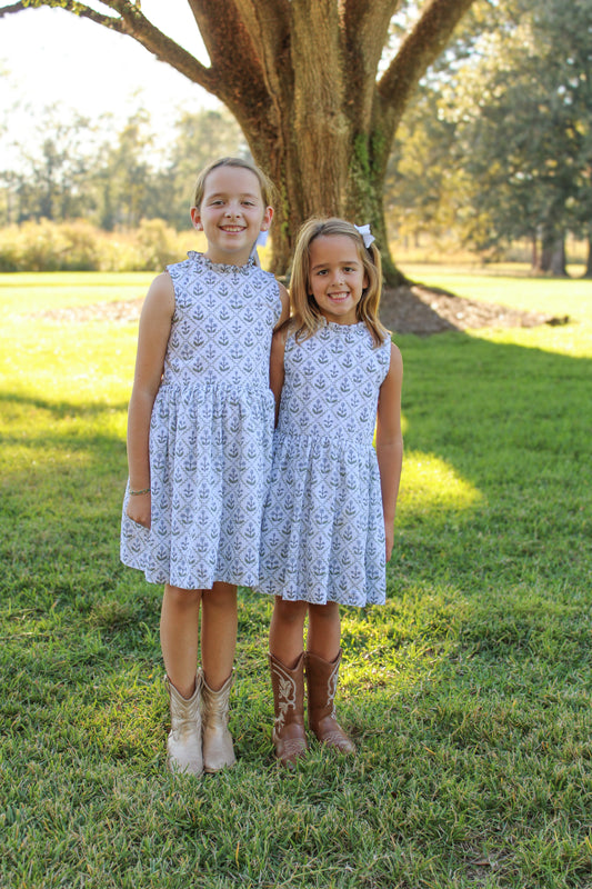 Block Trellis Drop Hem Dress